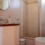 Artia - Subtle Elegance In A Seaside Village Vila *