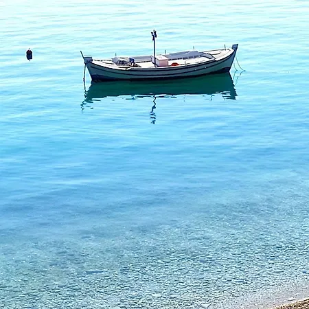 Villa Artia - Seaside Village Residence, Nafplio Riviera Villa *
