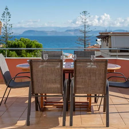 Villa Artia - Seaside Village Residence, Nafplio Riviera *