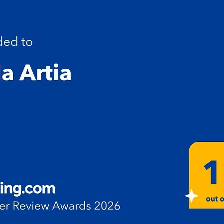 Artia - Subtle Elegance In A Seaside Village فيلة *