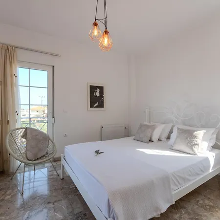 Artia - Subtle Elegance In A Seaside Village فيلة